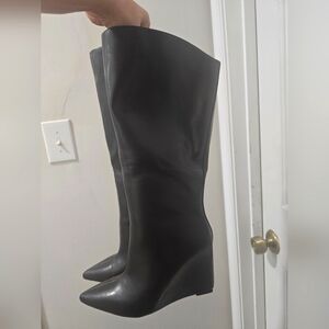 Black wedge leather boots